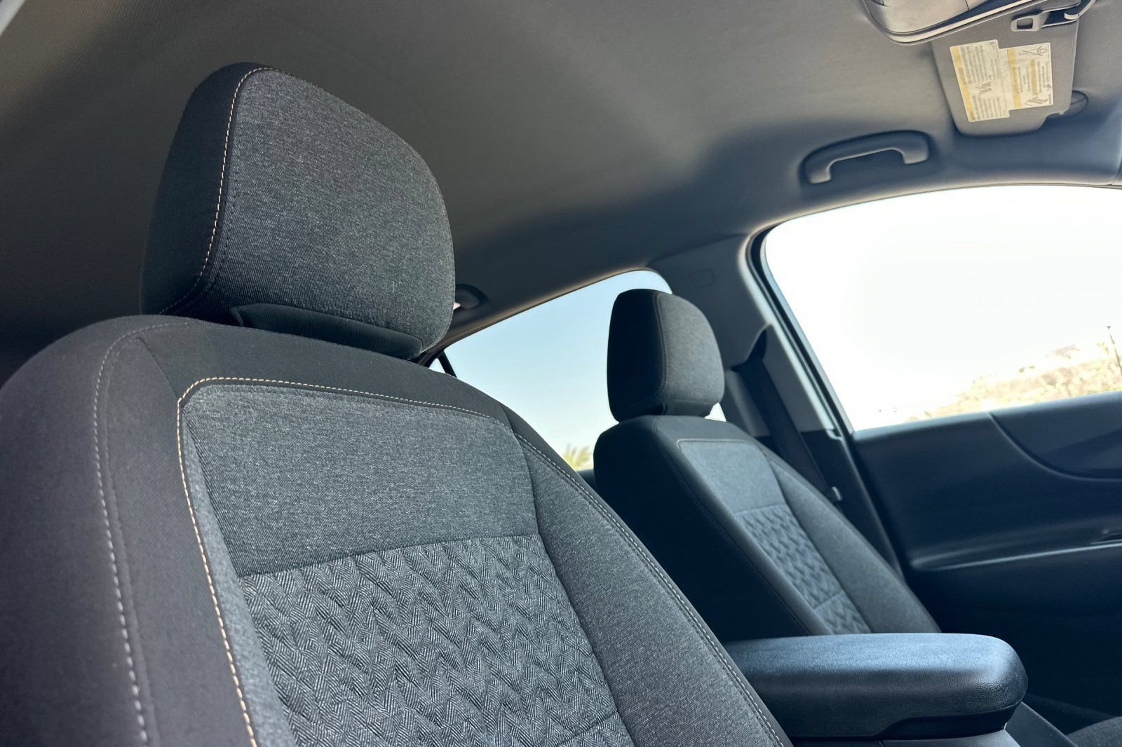 Used 2024 Chevrolet Equinox LT FWD image 21