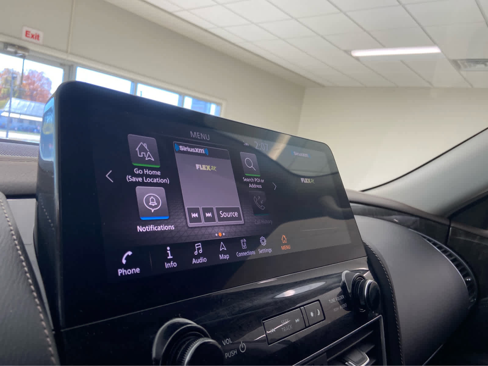 Used 2024 Nissan Armada Platinum w/ Captain's Chairs Package image 30