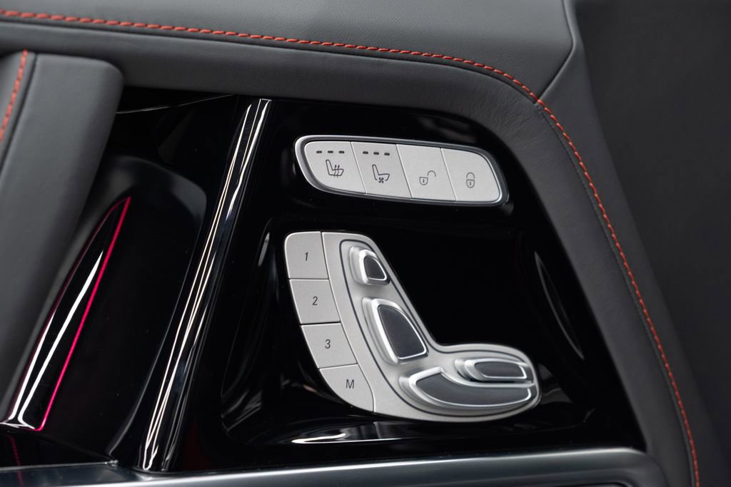 Used 2025 Mercedes-Benz G 63 AMG 4MATIC image 47