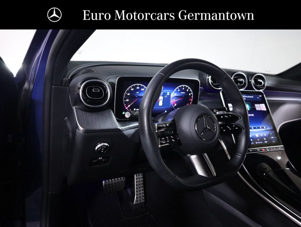 Used 2026 Mercedes-Benz GLC 300 4MATIC image 32