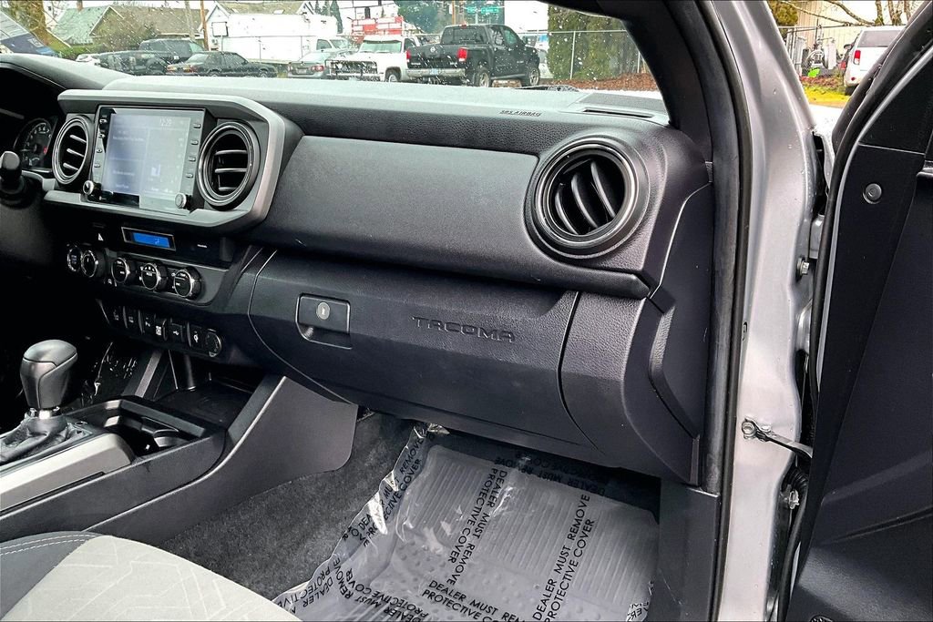 Used 2021 Toyota Tacoma TRD Off-Road w/ Technology Package image 20