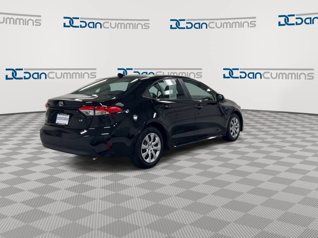 Used 2024 Toyota Corolla LE FWD image 8