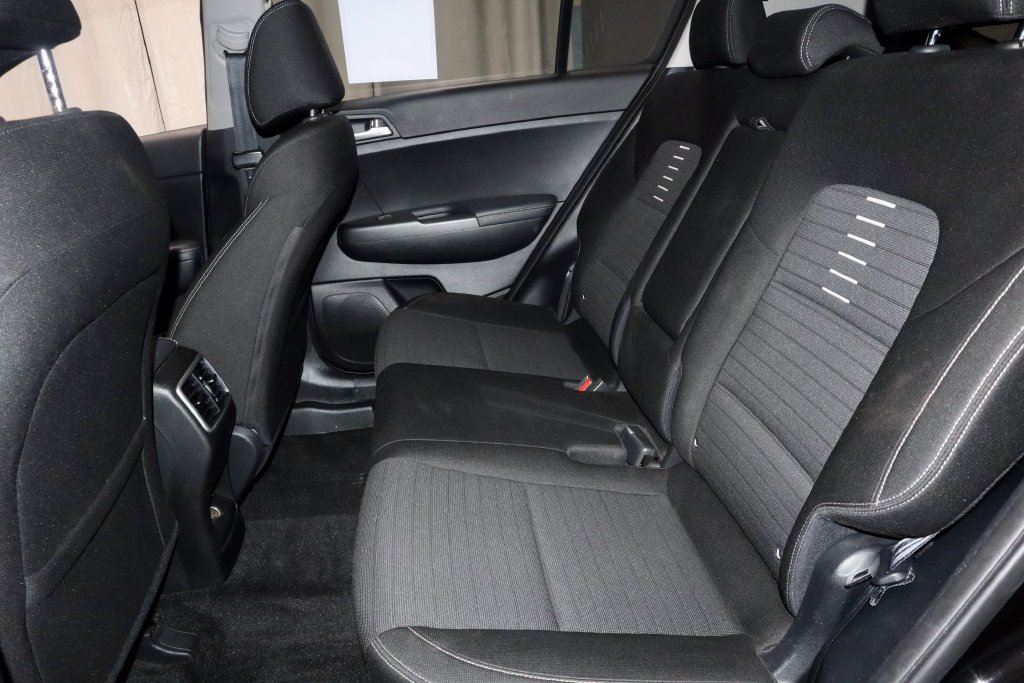 Used 2018 Kia Sportage LX w/ LX Technology Package FWD image 22