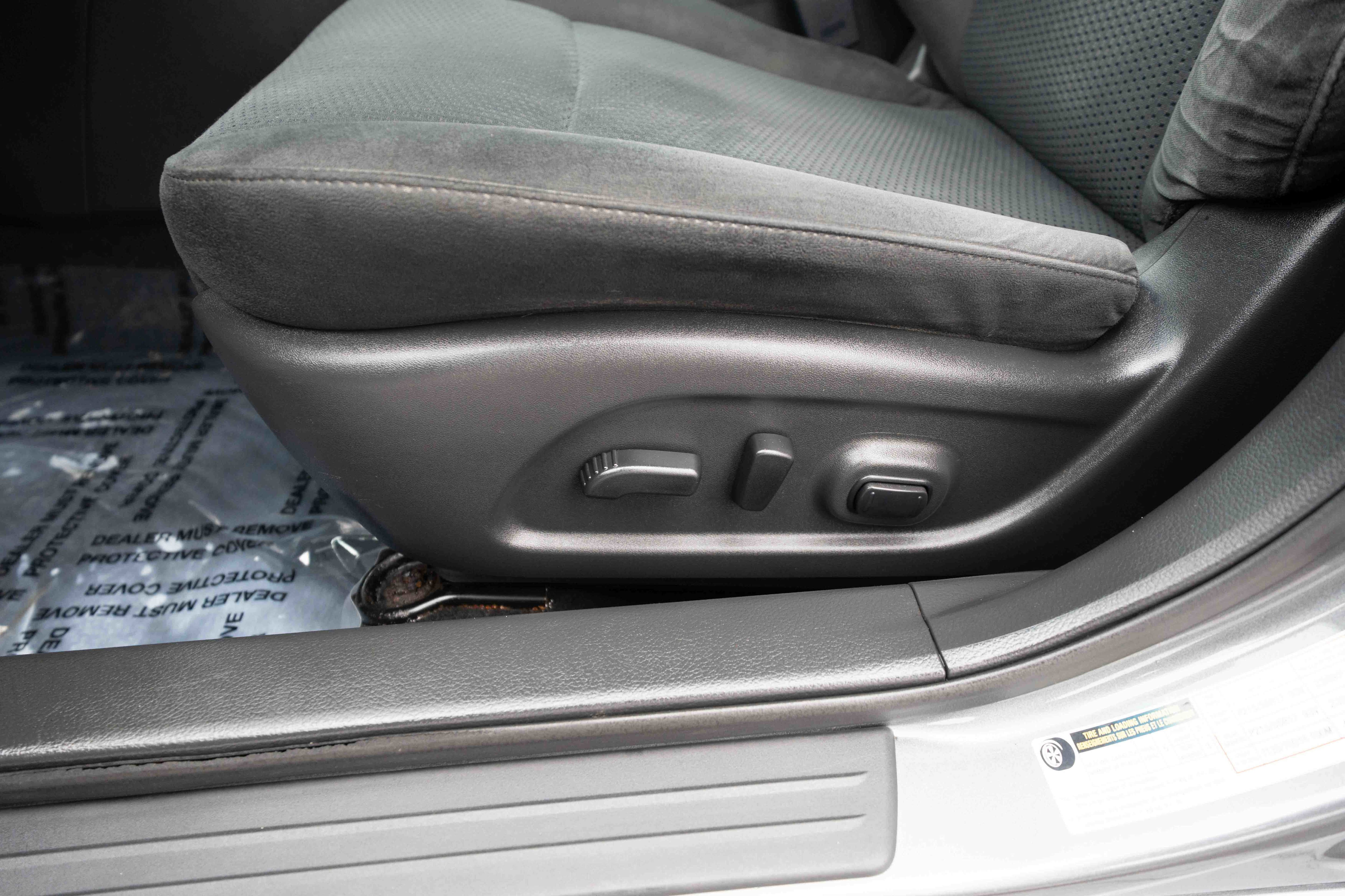 Used 2015 Nissan Altima 2.5 SV w/ Convenience Package image 12