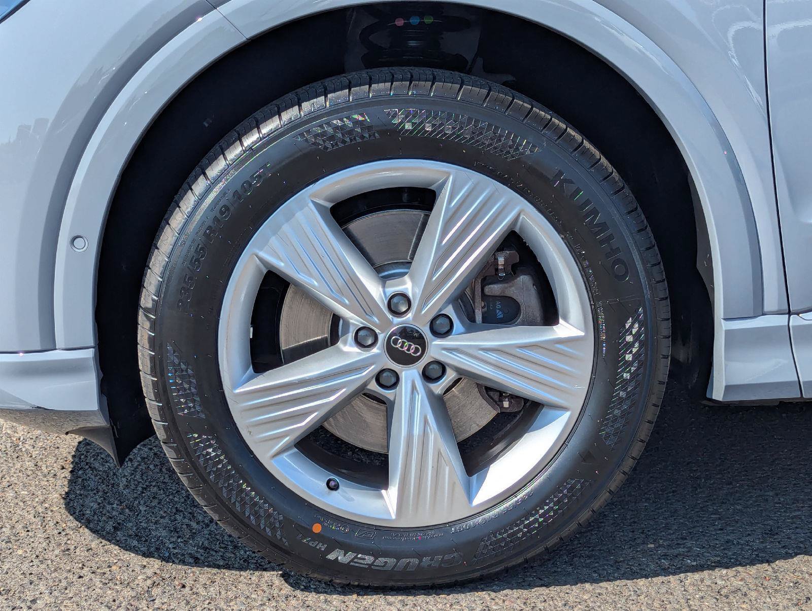 Used 2023 Audi Q4 e-tron Premium Plus AWD/4WD image 42
