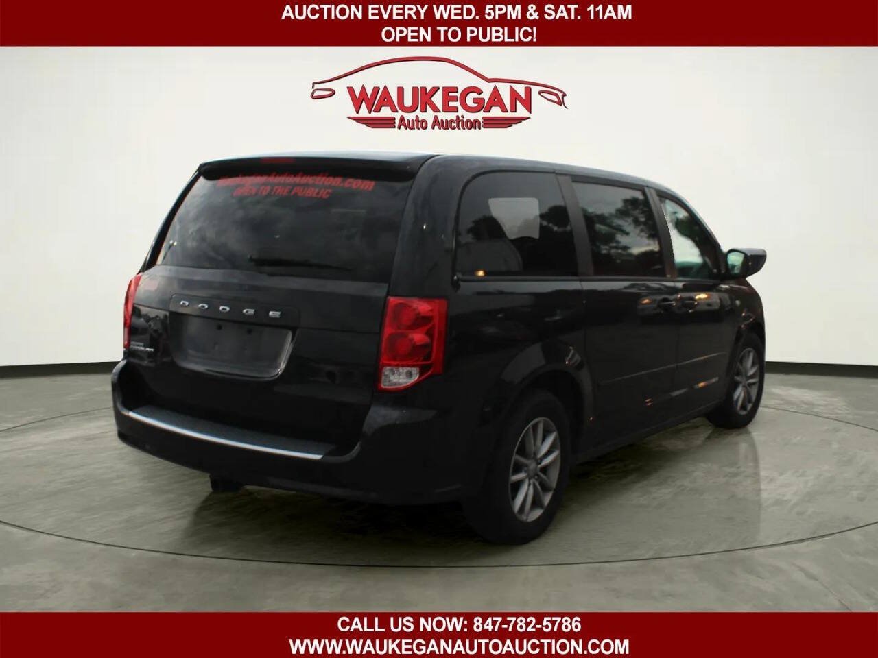 Used 2014 Dodge Grand Caravan SE FWD image 5