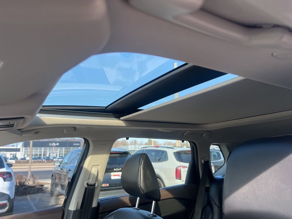 Certified 2023 Nissan Rogue SV w/ SV Premium B Package image 8