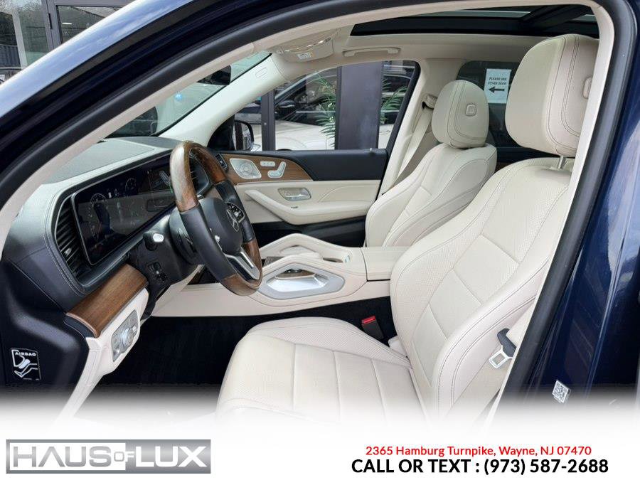 Used 2021 Mercedes-Benz GLE 350 4MATIC w/ AMG Line Exterior image 16