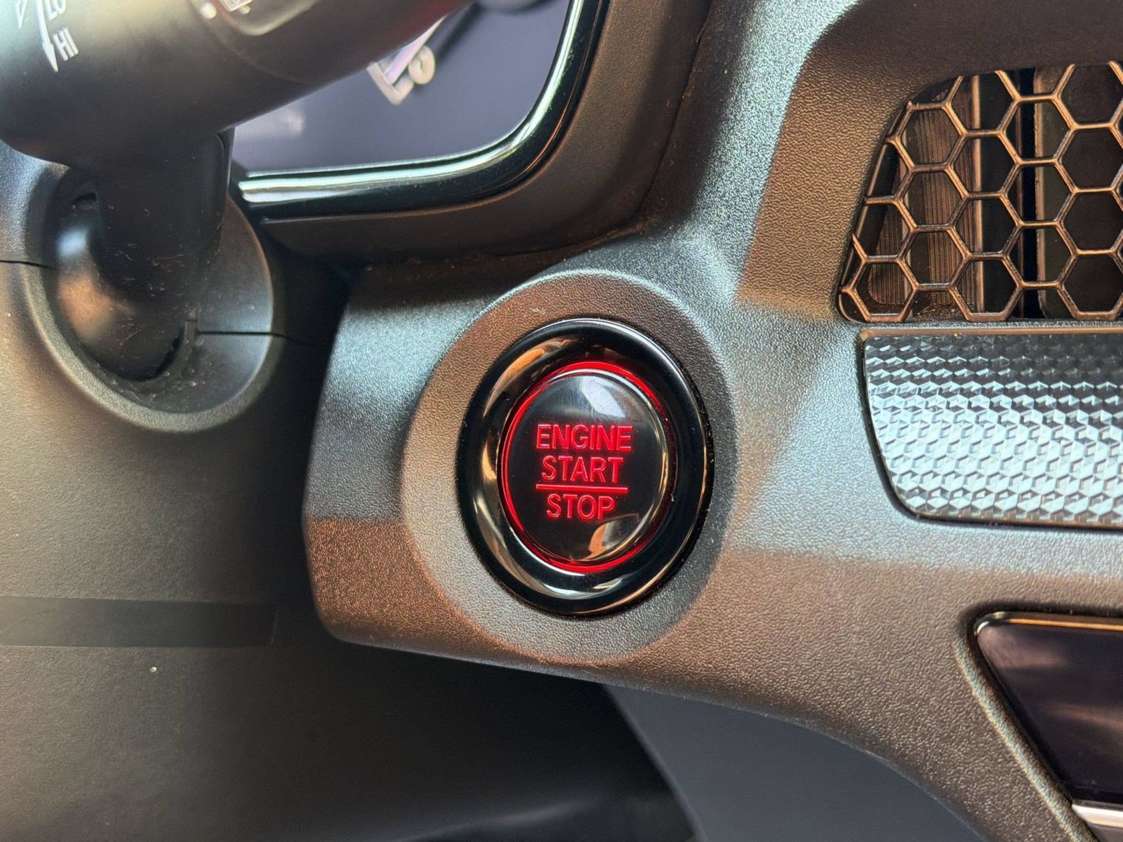 Used 2025 Honda CR-V LX image 16