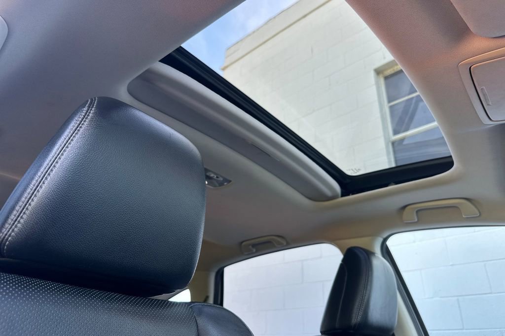 Used 2016 Honda CR-V Touring image 17