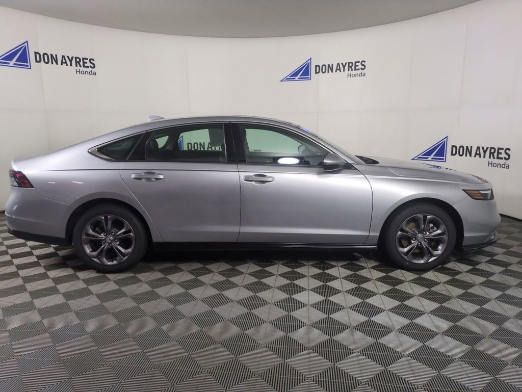 Certified 2023 Honda Accord EX-L image 6