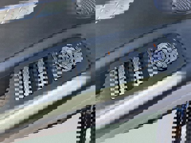 New 2025 Genesis GV80 3.5T e-SC image 20