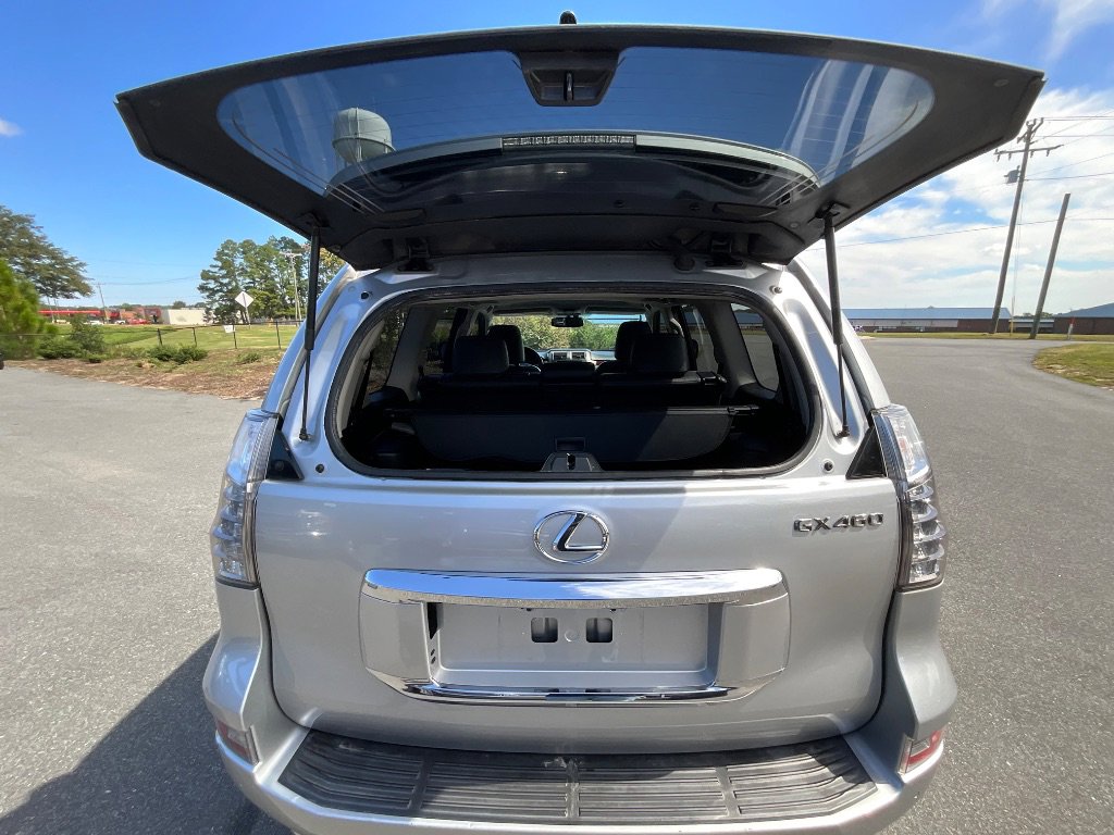 Used 2015 Lexus GX 460 image 39