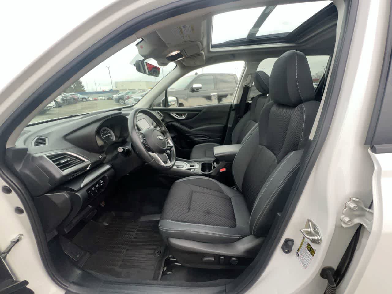 Used 2021 Subaru Forester Premium AWD/4WD image 11