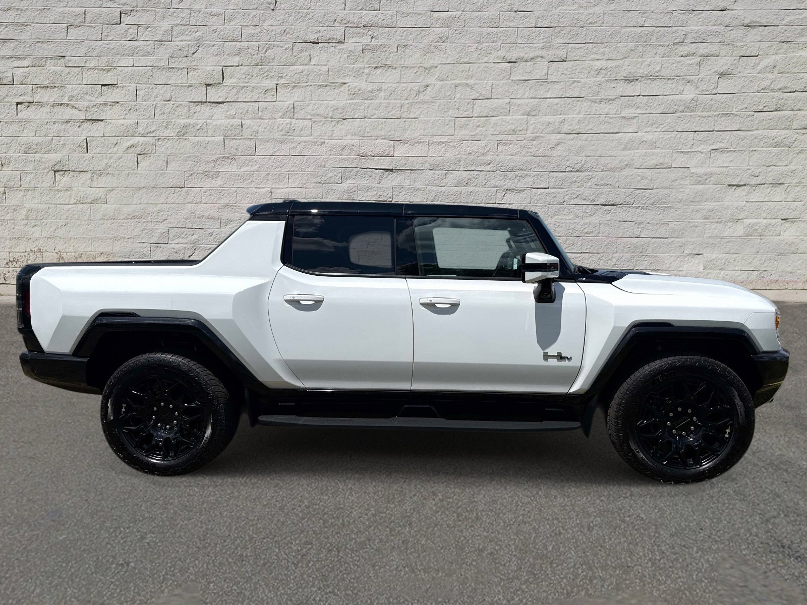 Used 2024 GMC Hummer EV 2X AWD/4WD image 4