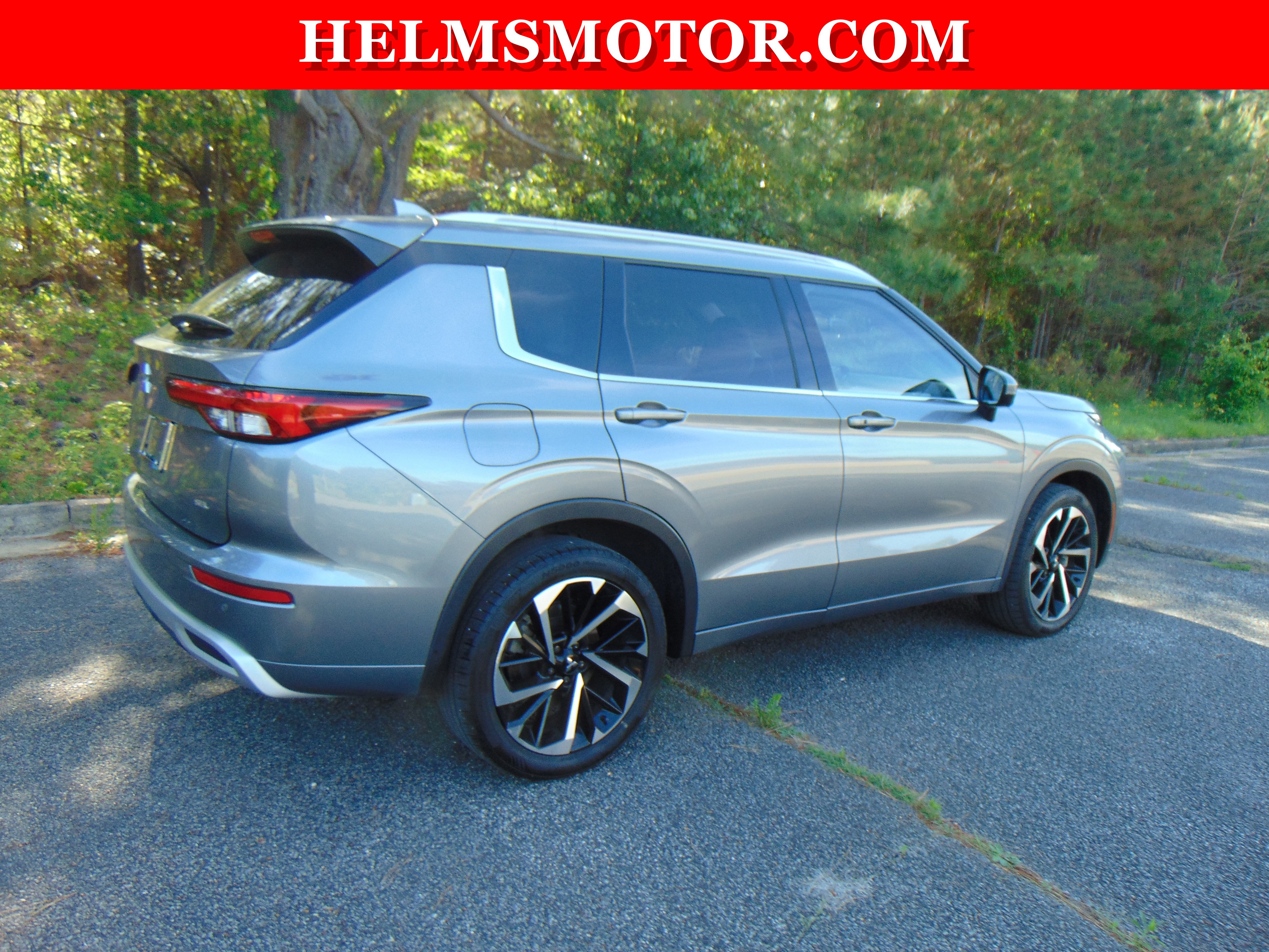Used 2024 Mitsubishi Outlander SEL FWD image 16