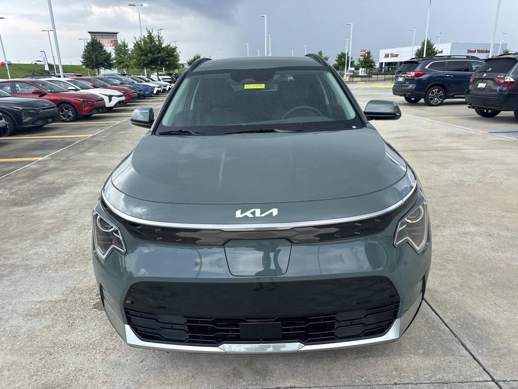 New 2026 Kia Niro Wind FWD video 2