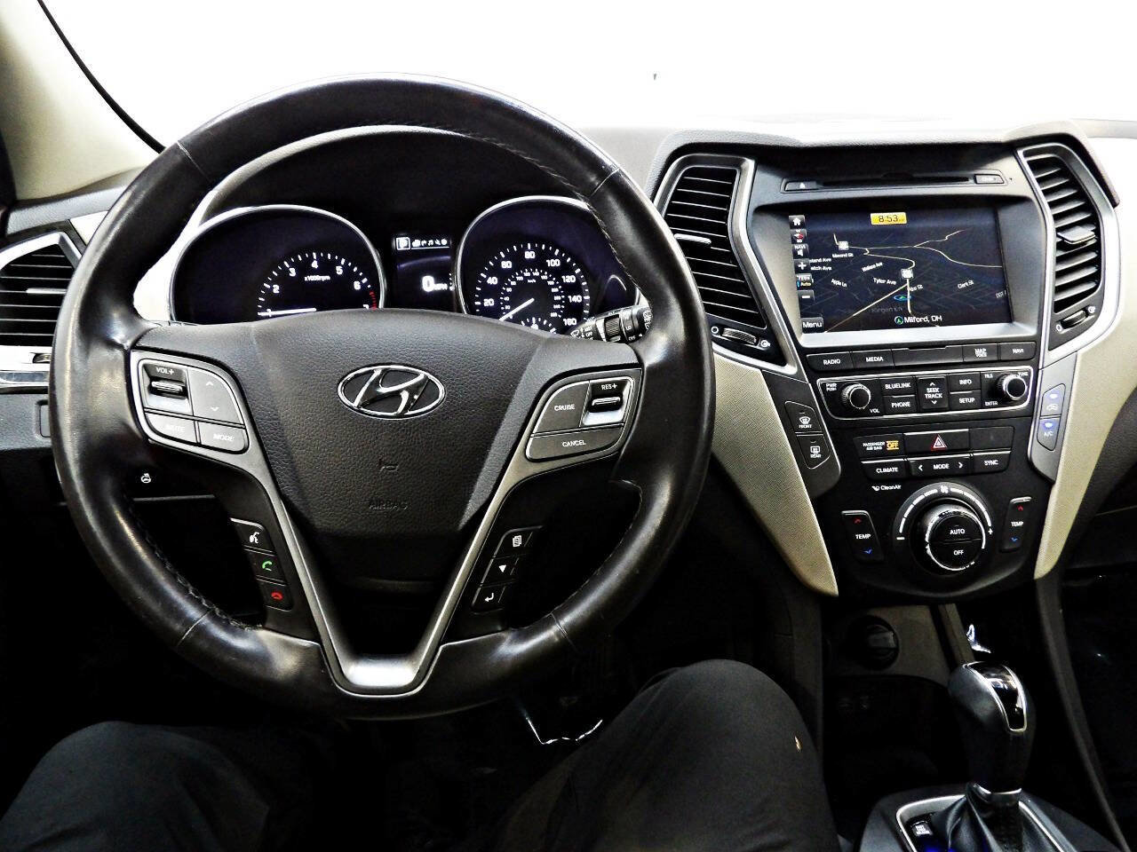 Used 2017 Hyundai Santa Fe Sport w/ 2.4L Tech Package 04 image 19