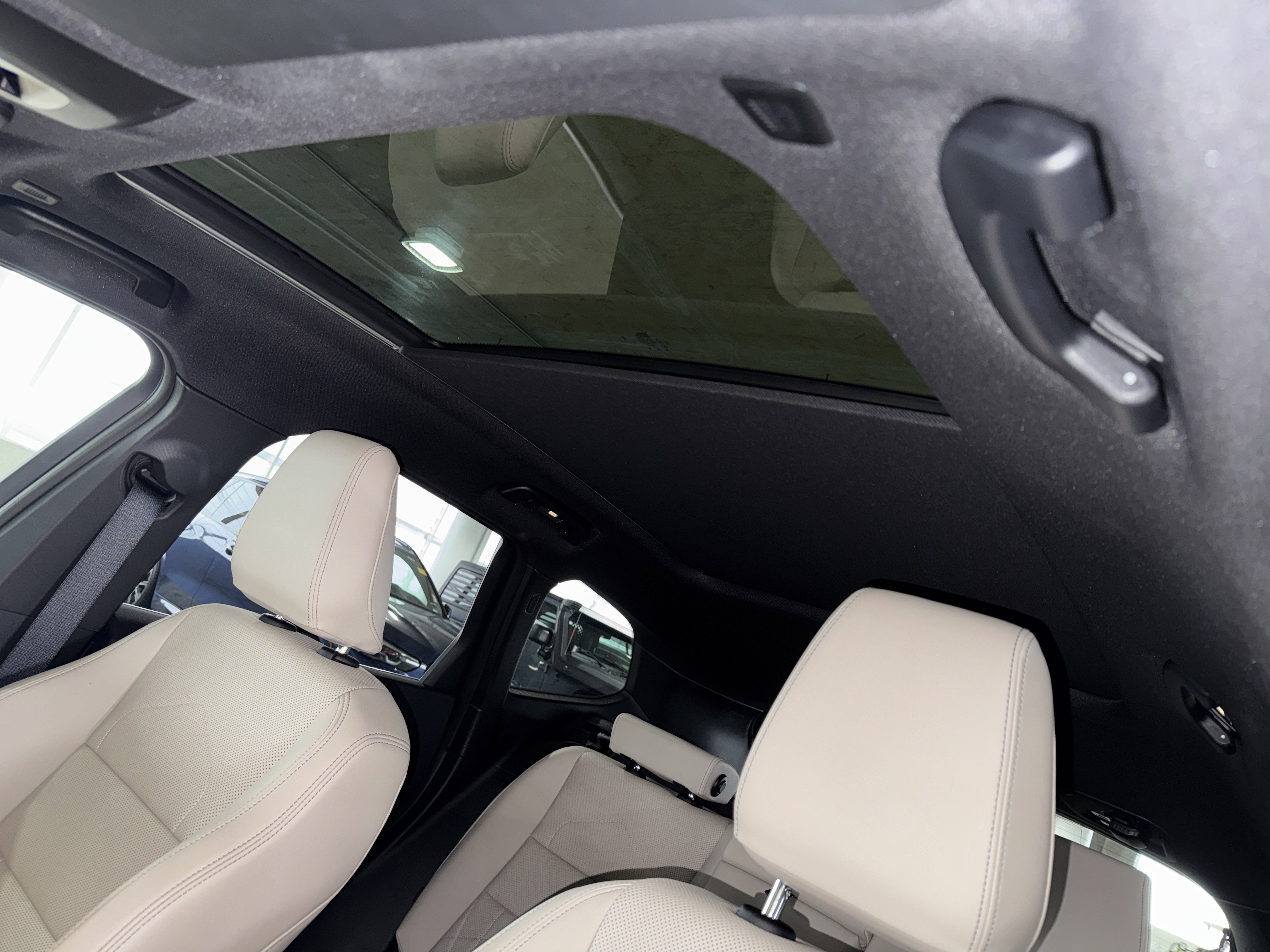 Certified 2025 BMW X1 xDrive28i w/ Convenience Package image 32