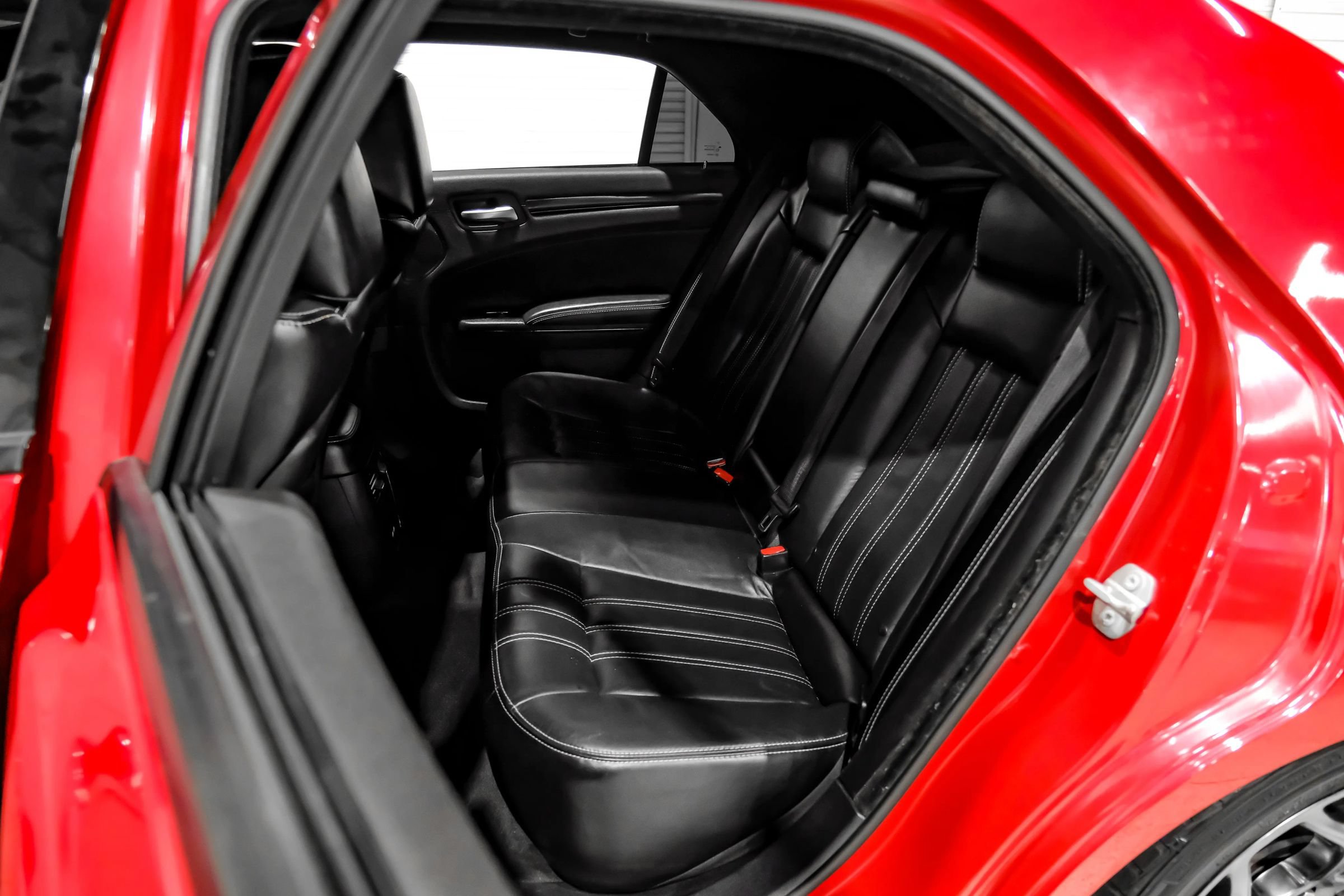 Used 2015 Chrysler 300 S RWD image 50