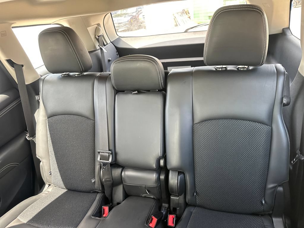 Used 2020 Dodge Journey Crossroad FWD image 19