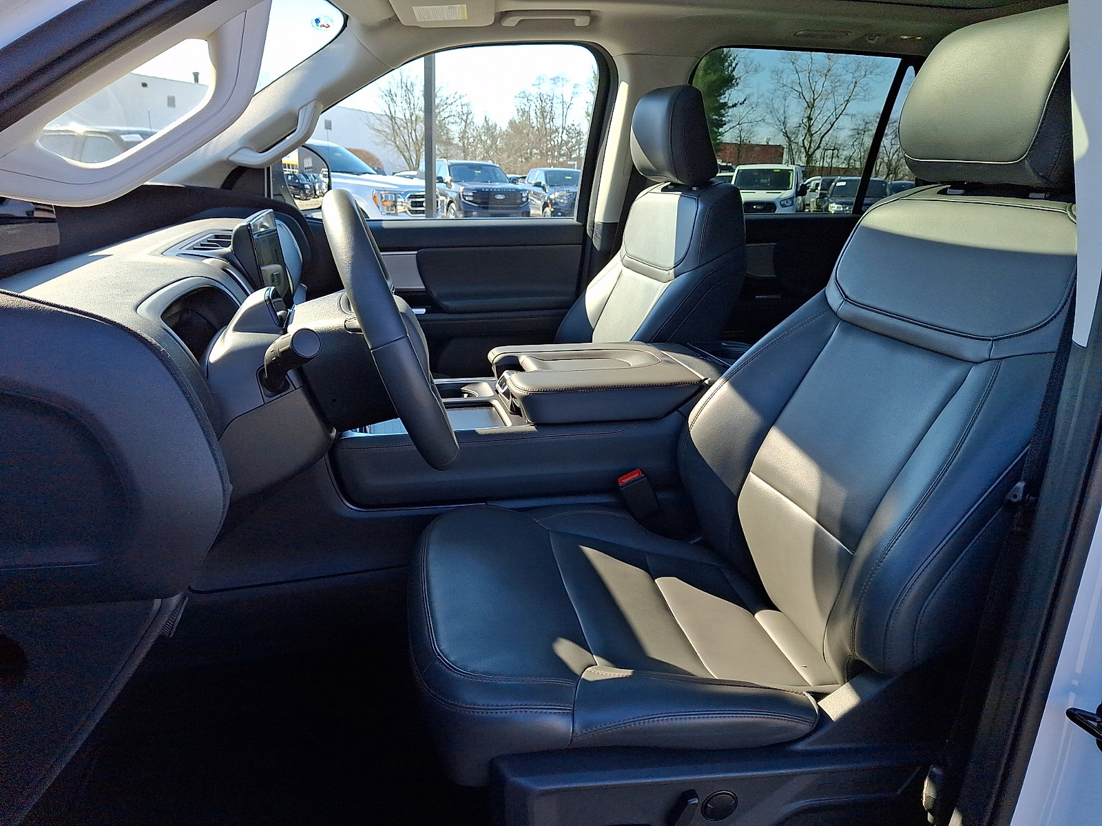 Certified 2025 Ford Expedition Max Active image 17