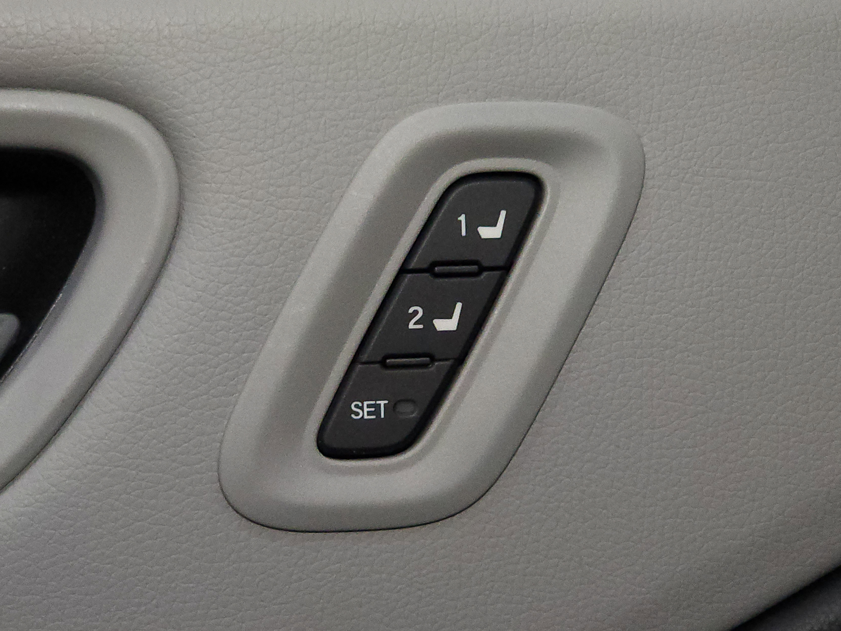 Used 2024 Honda Pilot Touring image 22