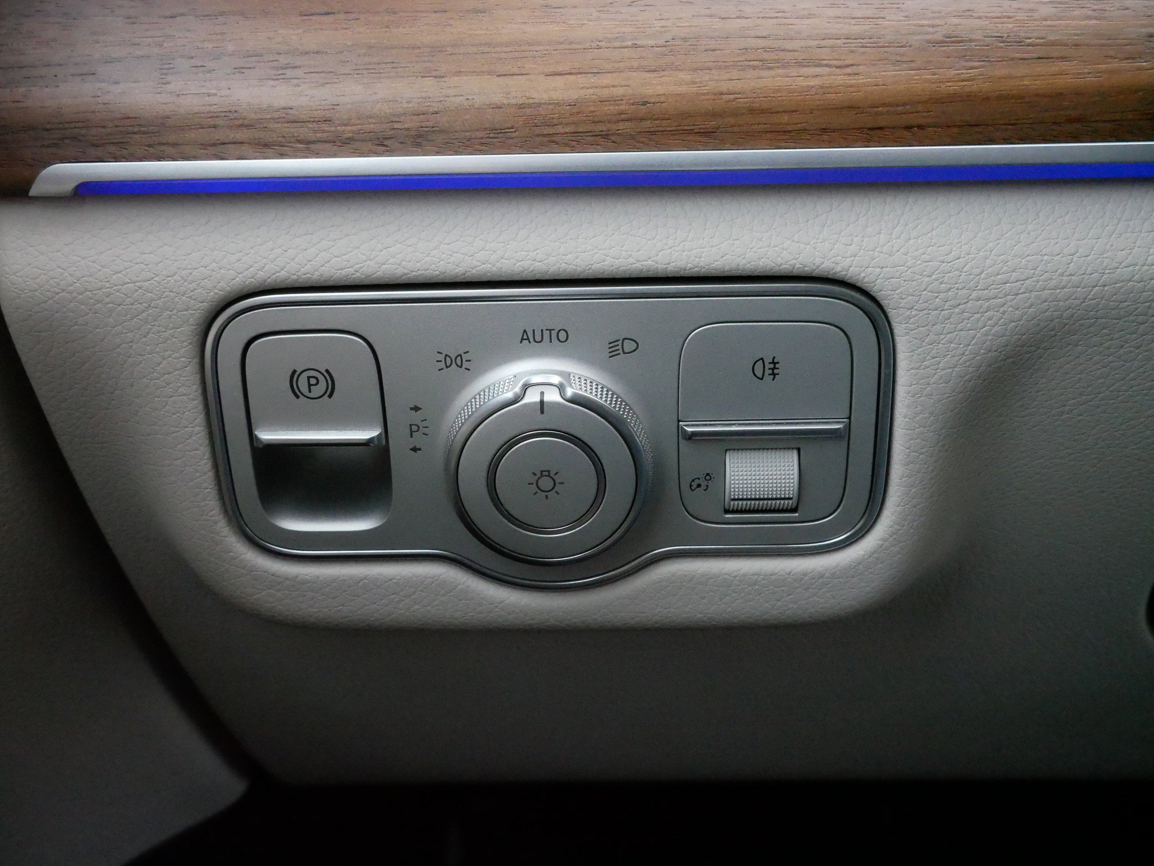 Used 2022 Mercedes-Benz GLE 350 4MATIC image 27