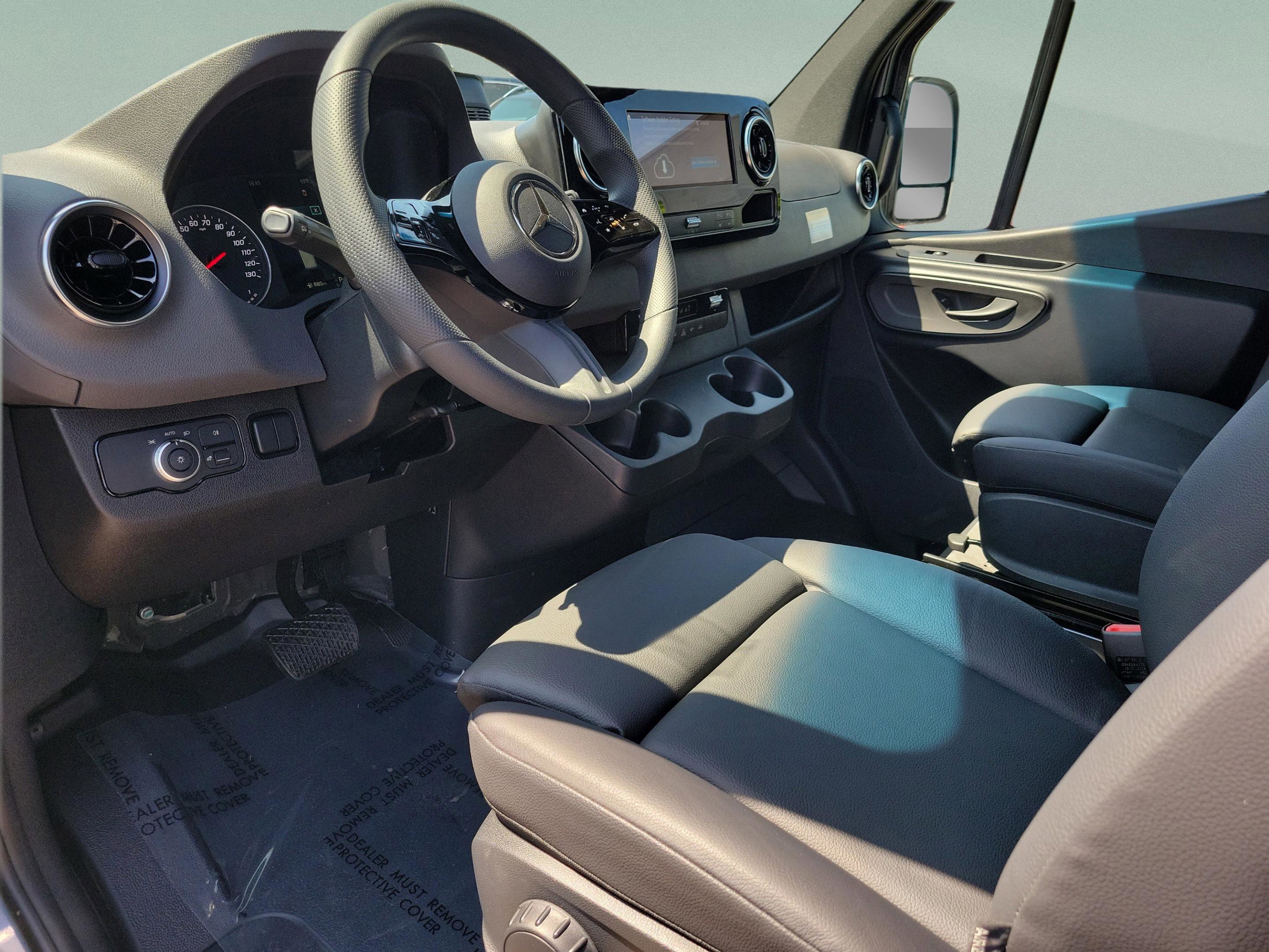 New 2025 Mercedes-Benz Sprinter 2500 image 21