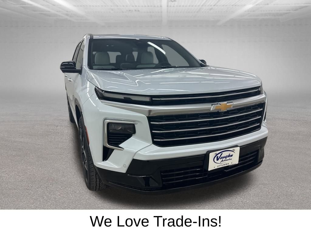 New 2026 Chevrolet Traverse High Country image 2