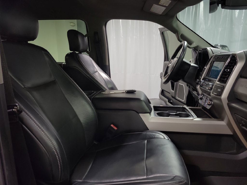 Used 2019 Ford F250 Lariat w/ Lariat Ultimate Package AWD/4WD image 37