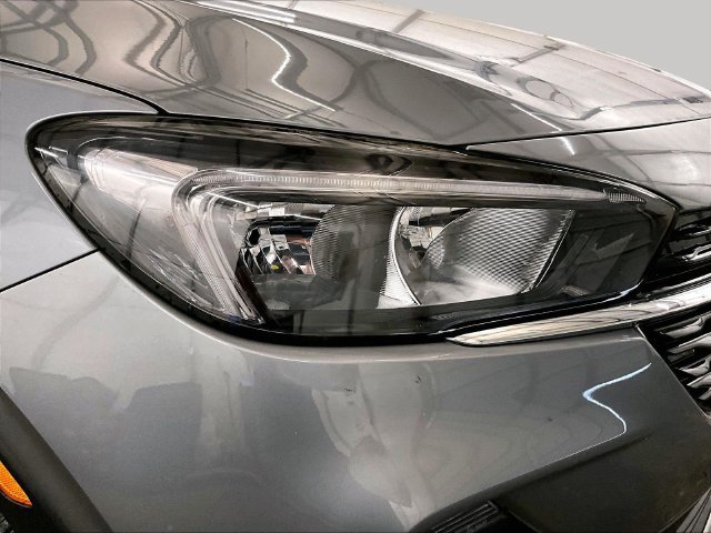 Used 2023 Buick Encore GX Preferred w/ Cold Weather Comfort Package AWD/4WD image 26