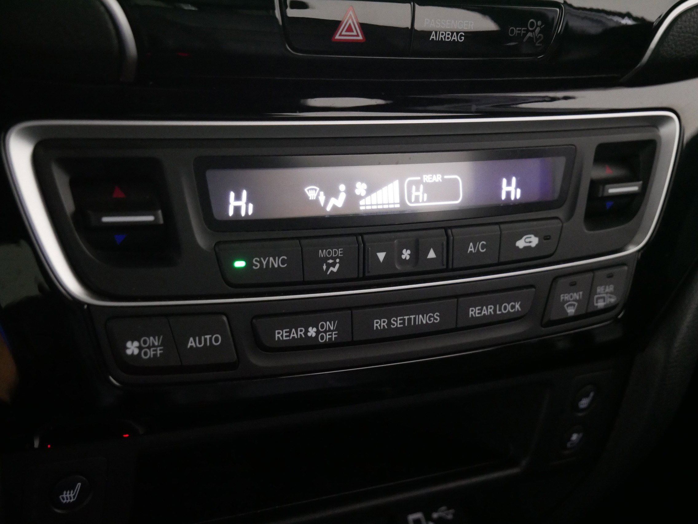 Used 2022 Honda Passport Elite image 23