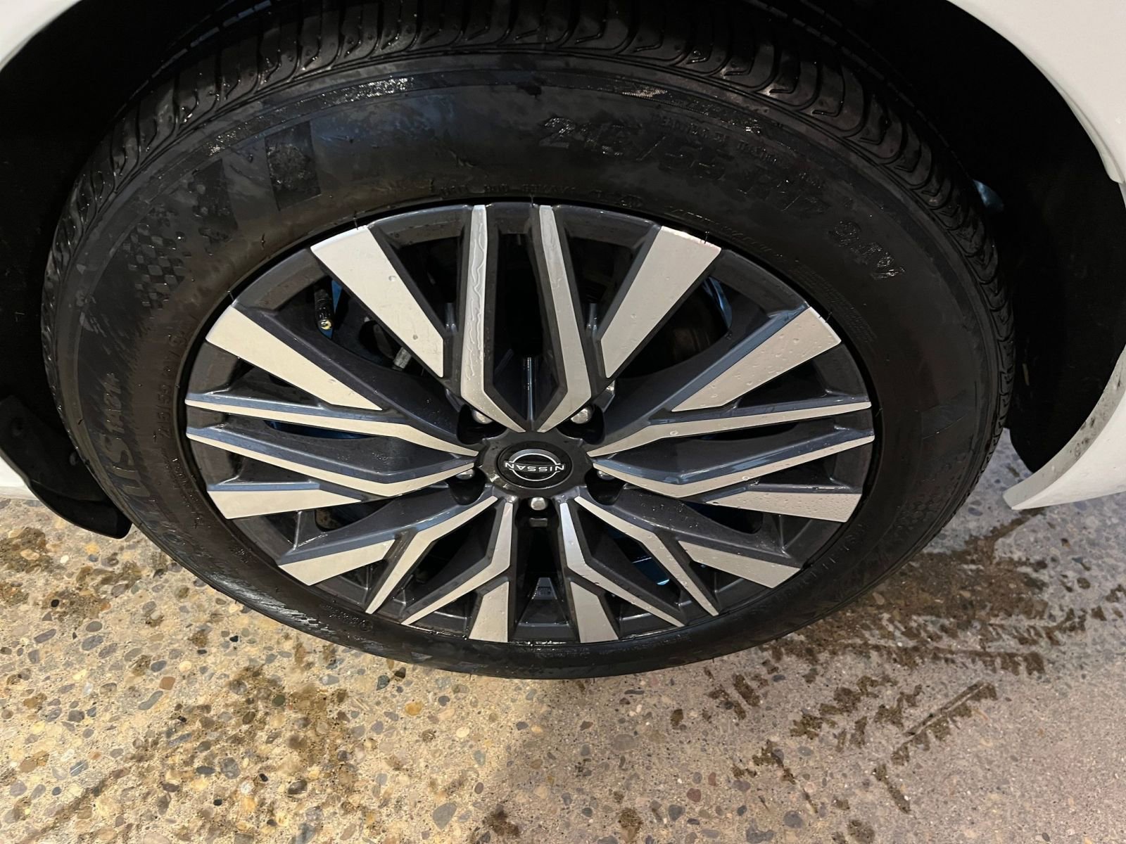 Used 2025 Nissan Altima 2.5 SV image 29