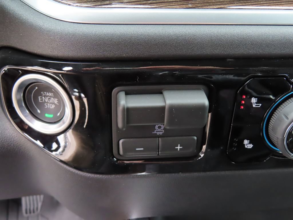 New 2026 Chevrolet Silverado 1500 RST AWD/4WD image 10