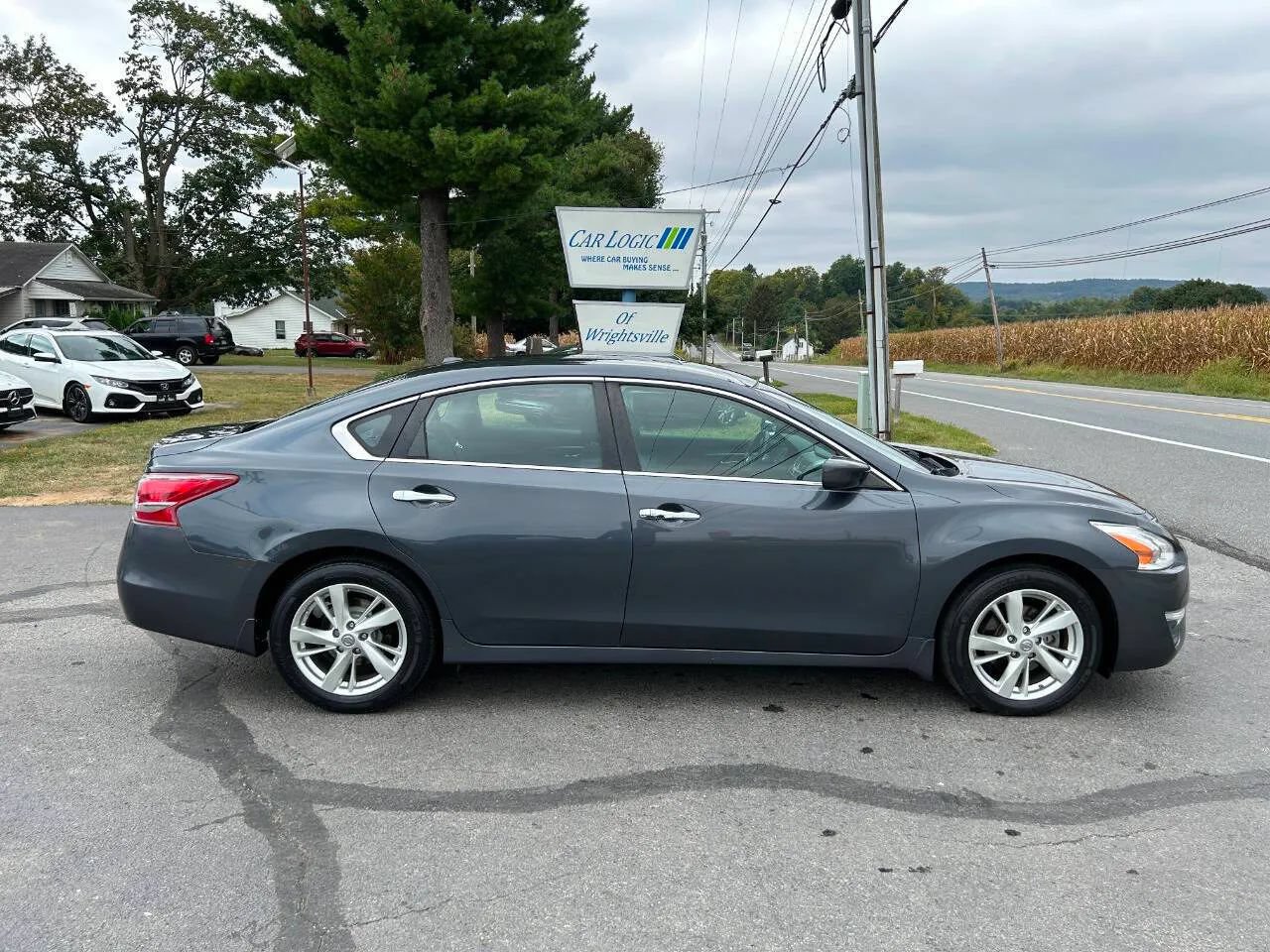 Used 2013 Nissan Altima 2.5 SV FWD image 5