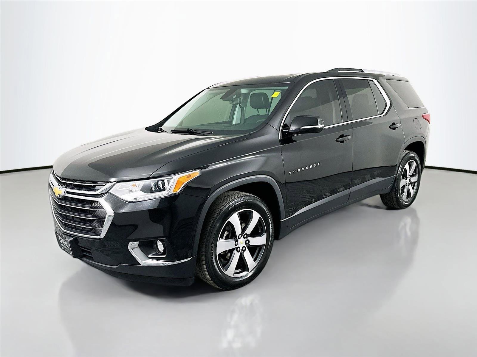 Used 2018 Chevrolet Traverse LT image 3