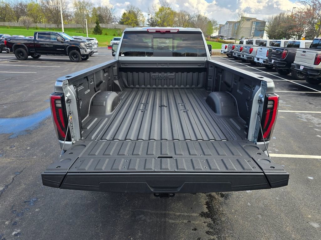 New 2026 GMC Sierra 2500 AT4 w/ AT4 Premium Plus Package AWD/4WD image 30