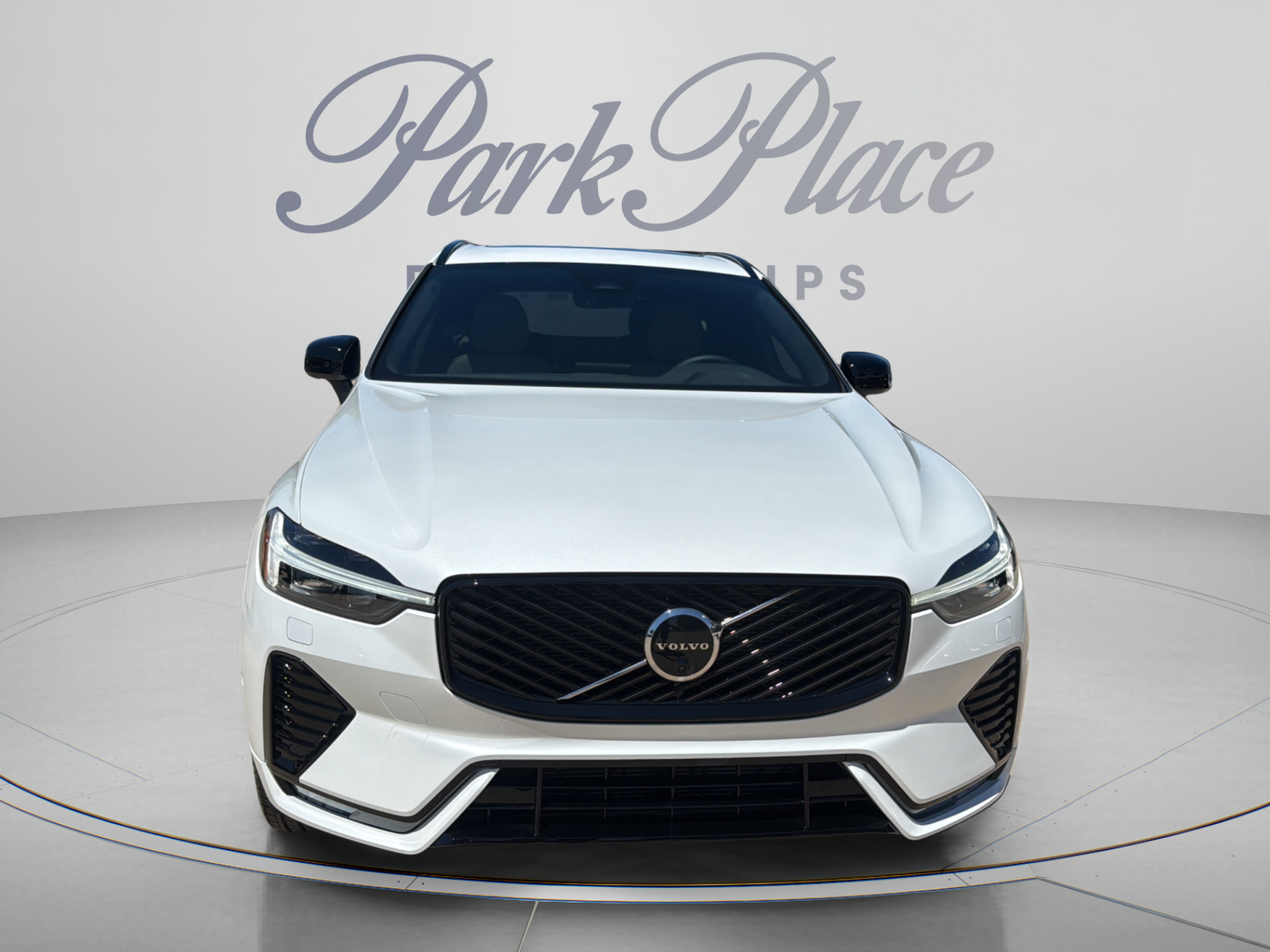 New 2027 Volvo XC60 B5 Plus AWD/4WD image 10