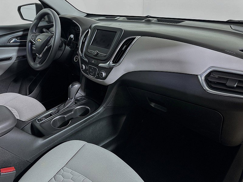 Used 2020 Chevrolet Equinox LS w/ LS Convenience Package image 28