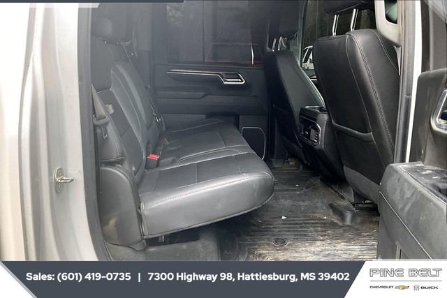 Used 2024 Chevrolet Silverado 2500 LTZ w/ LTZ Convenience Package image 3