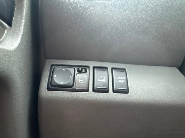 Used 2018 Nissan Frontier SV w/ Value Truck Package AWD/4WD image 22