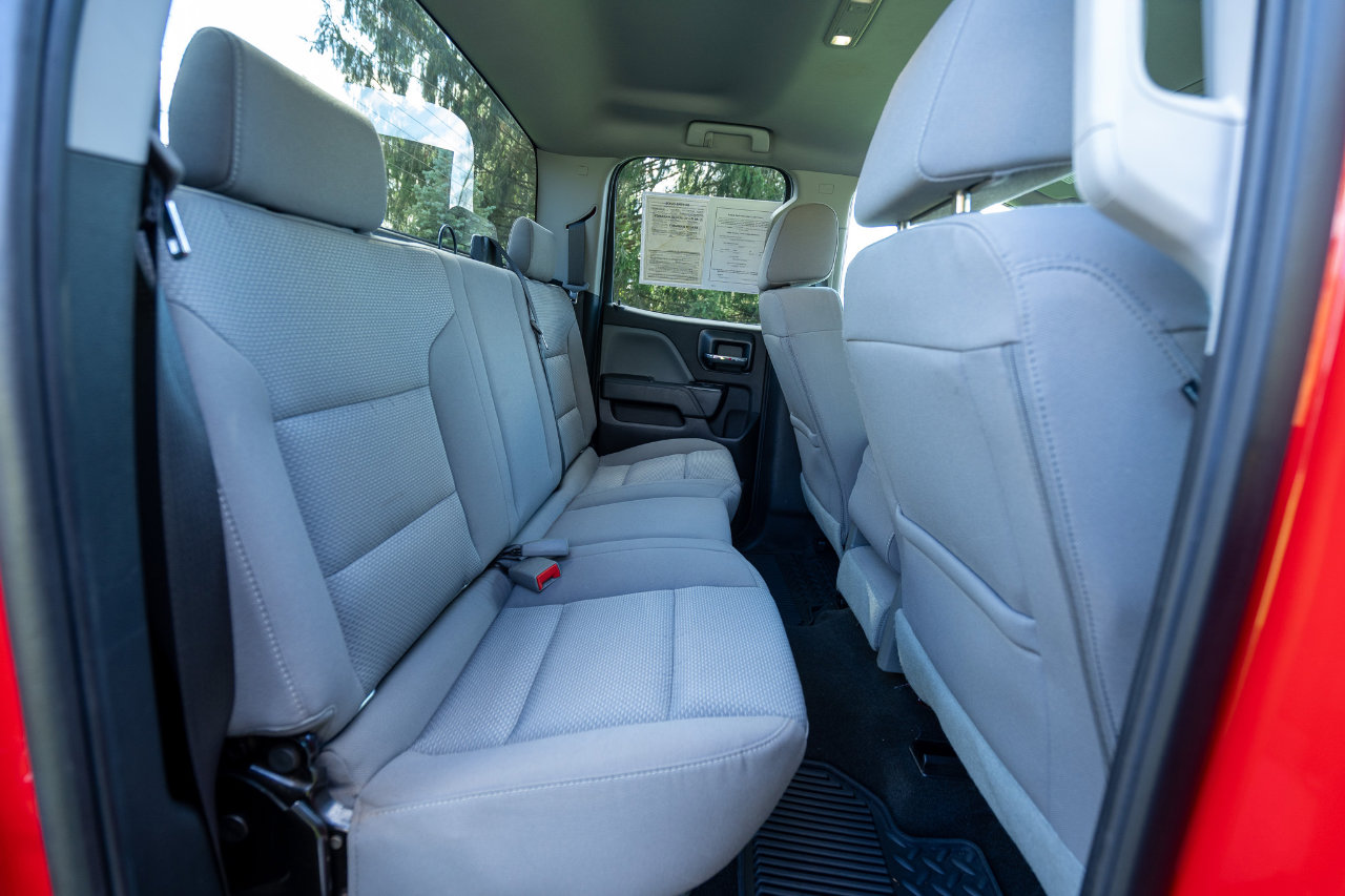 Used 2018 Chevrolet Silverado 1500 Custom image 18