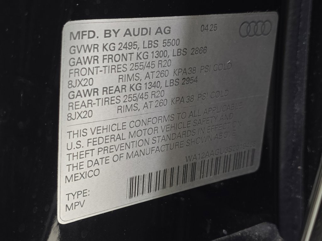 Used 2025 Audi Q5 Premium Plus w/ Premium Plus AWD/4WD image 36