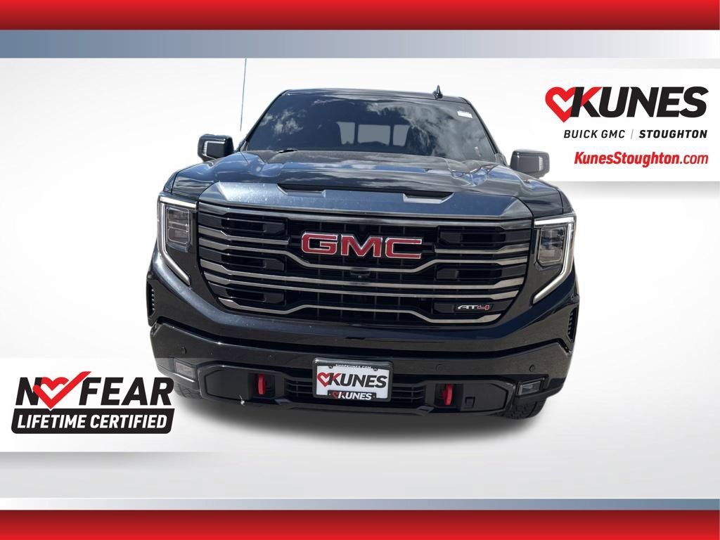 Used 2023 GMC Sierra 1500 AT4 w/ Technology Package AWD/4WD image 5