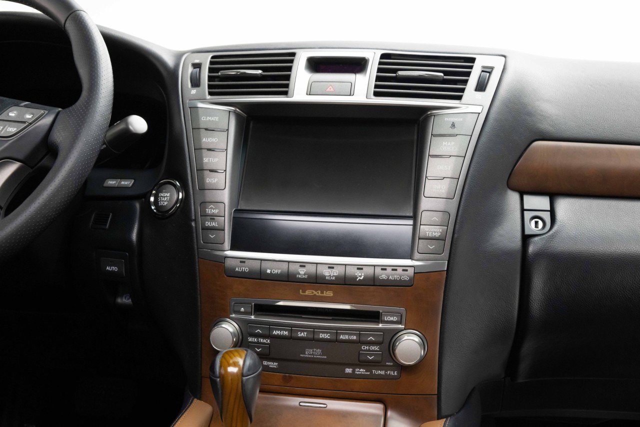 Used 2011 Lexus LS 460 w/ Sport Pkg RWD image 38