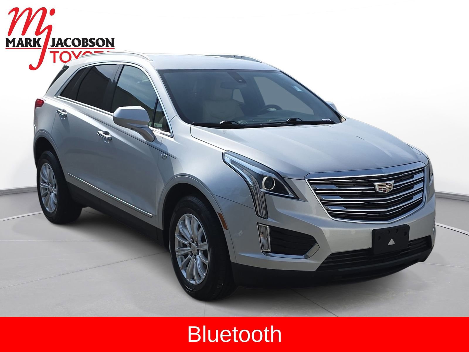 Used 2018 Cadillac XT5 FWD image 4