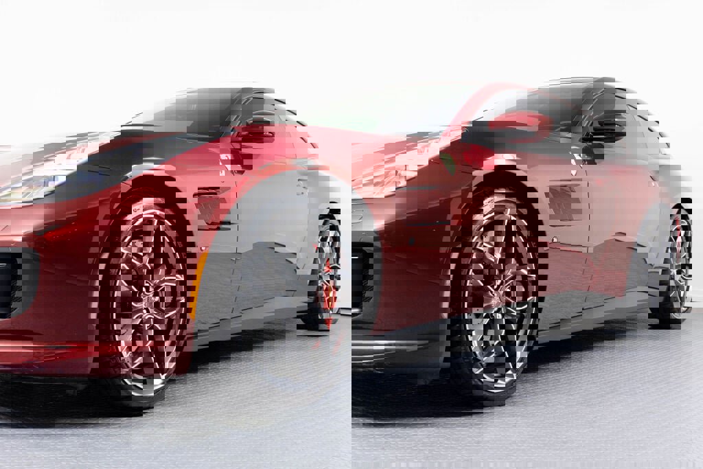 Certified 2019 Ferrari GTC4Lusso T RWD image 15