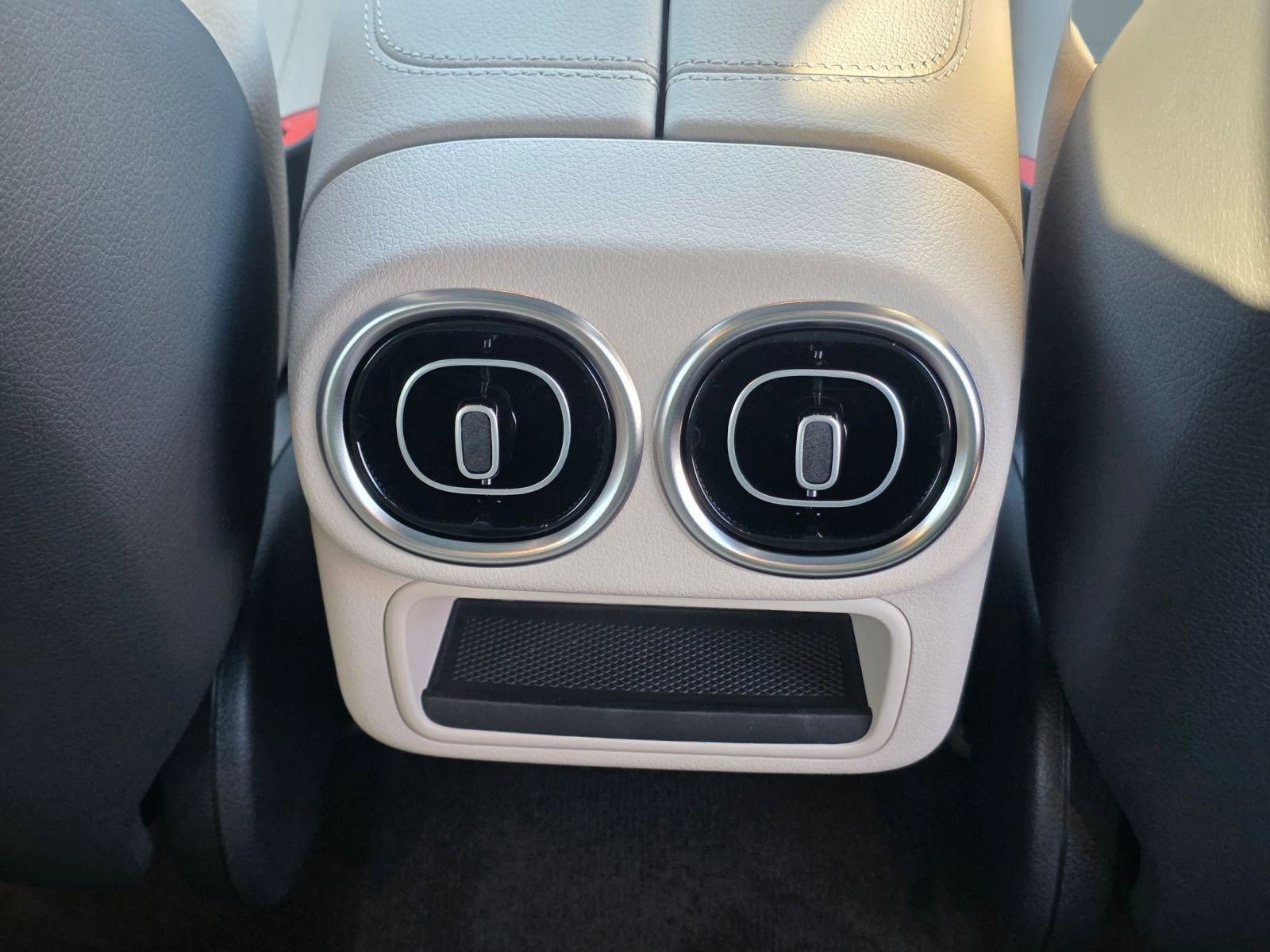 Used 2026 Mercedes-Benz GLC 300 4MATIC image 25