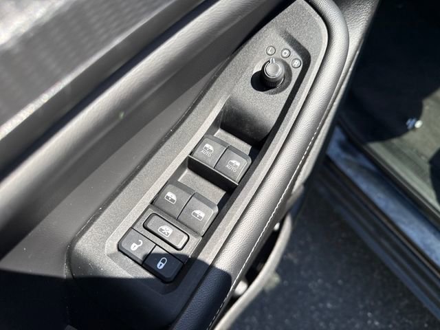 Used 2024 Jeep Grand Cherokee L Altitude AWD/4WD image 26